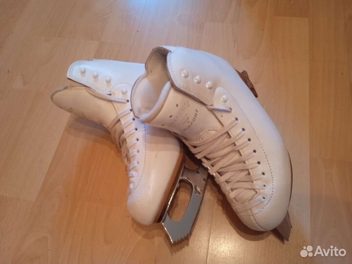 Коньки Risport Exellence 235