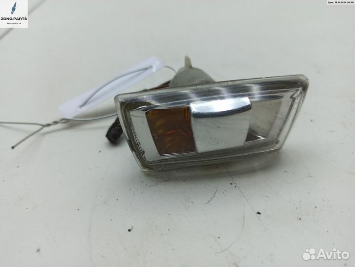 Повторитель поворота левый 13252456 на Opel Astra H