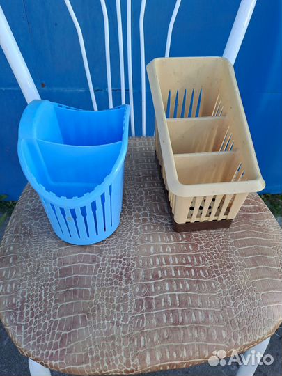 Емкость для столовых приборов