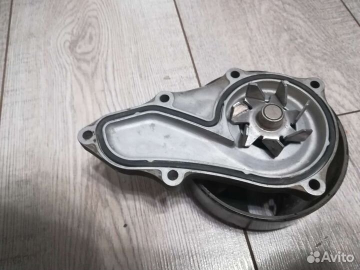 Водяная помпа honda