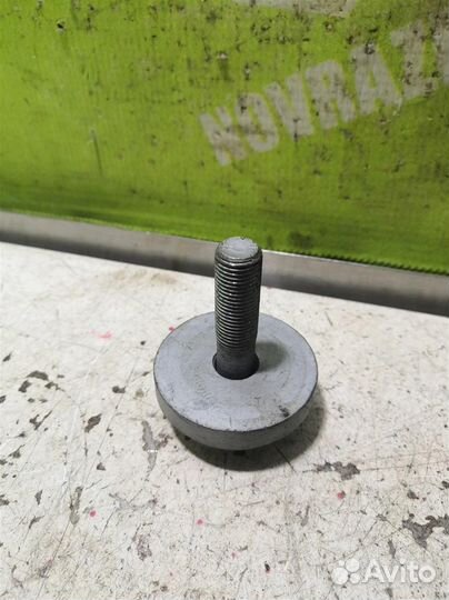Болт коленвала Рено Логан