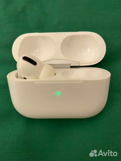 Кейс Airpods Pro Оригинал