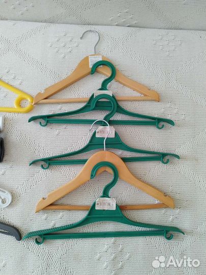 Вешалки для детской одежды