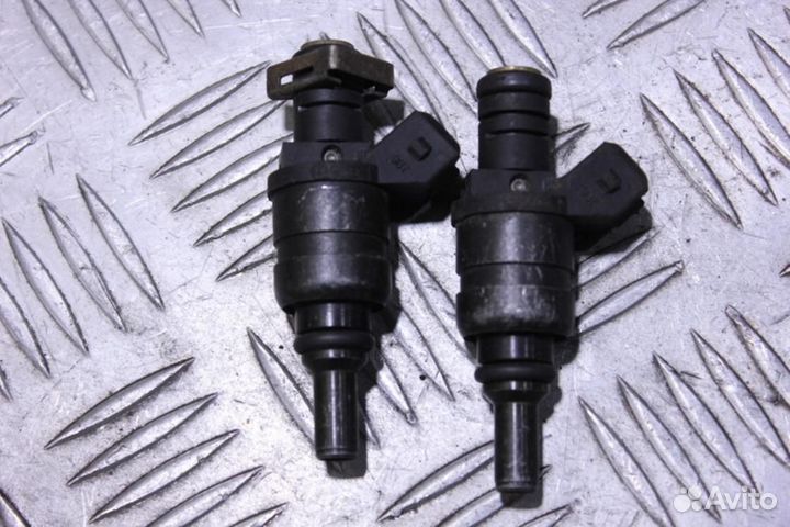 Форсунка двигателя Audi A3 1996 2003