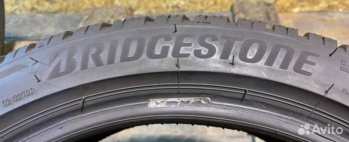 Bridgestone Blizzak LM-005 205/45 R17