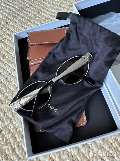 Солнцезащитные очки Celine