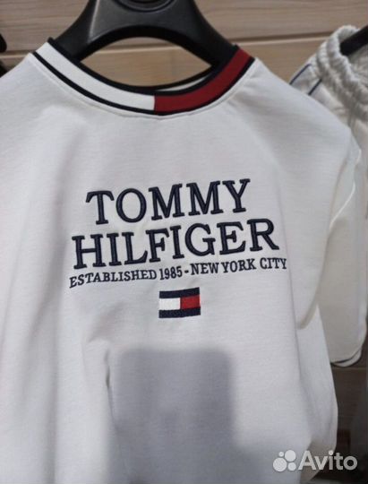 Tommy hilfiger костюм
