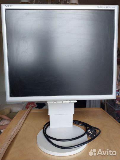 Монитор NEC multisync LCD 1770NX DVI+VGA