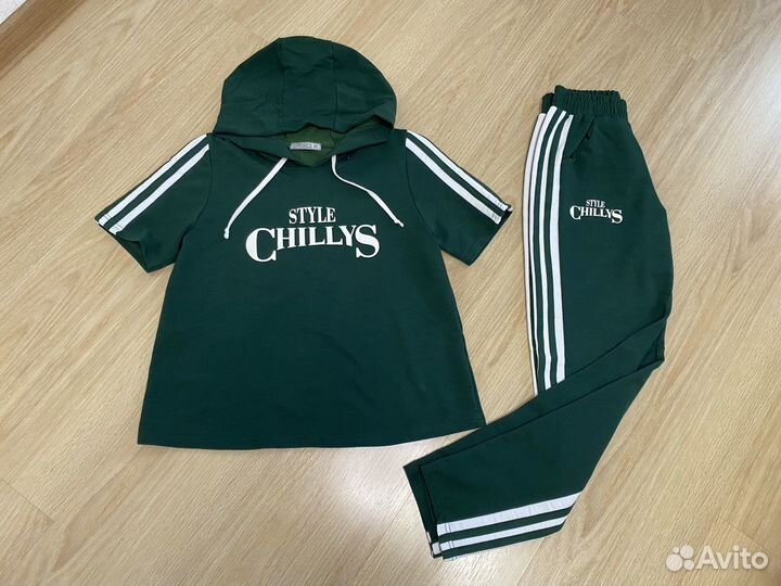 Спортивный костюм