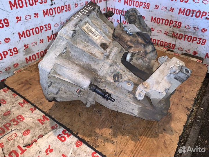 МКПП Renault Megane 1.6 I K4M R858 2011