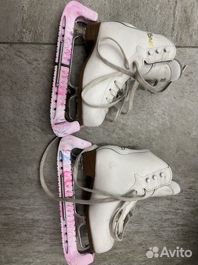 Фигурные коньки Graf Topas 27