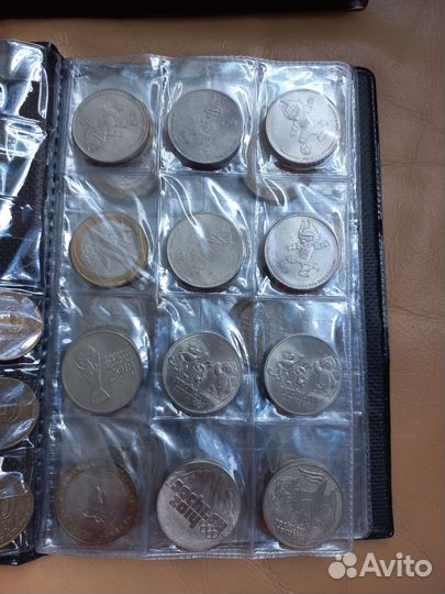Коллекция монет и банкнот