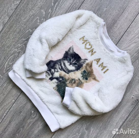 Свитерок детский