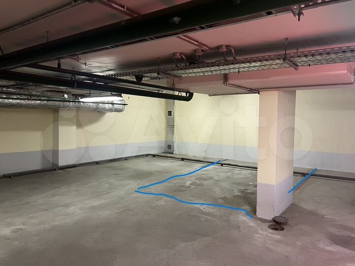 Машиноместо, 18 м²