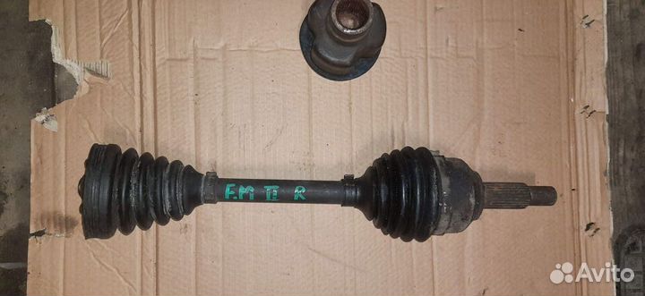 Полуось передняя Mondeo 1993-2000