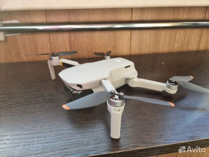 Квадрокоптер dji mini 2 fly more combo