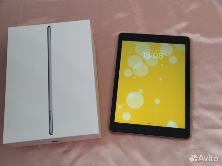 iPad 6 поколения 32 GB WiFi