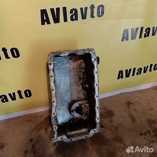 Поддон двигателя 1.9 д Volkswagen Golf 4