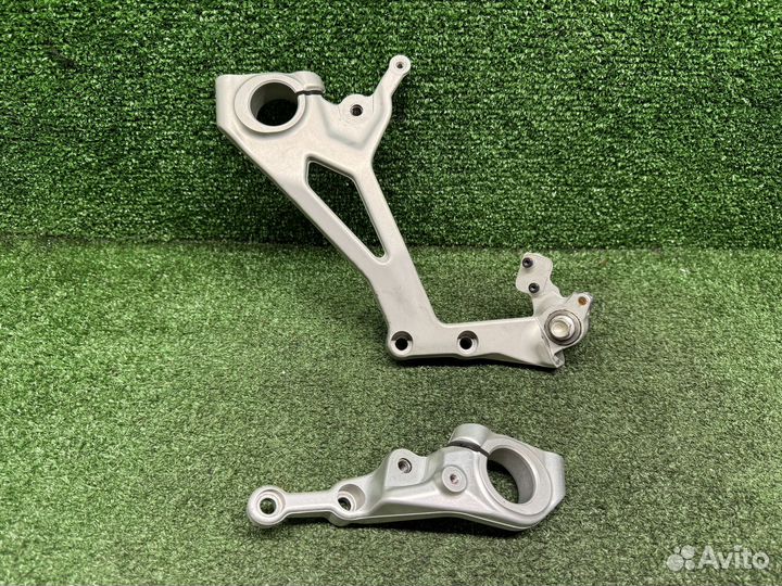 Кронштейны рамы маятника Ducati Panigale V4 S