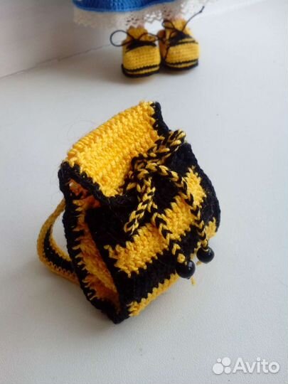 Кукла вязаная крючком