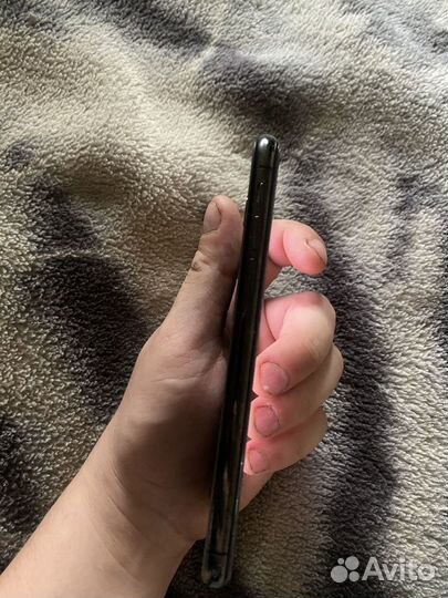 iPhone Xs, 64 ГБ