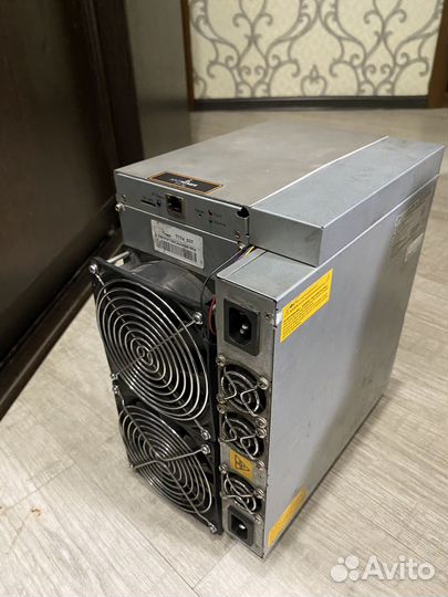 Antminer T17e на запчасти