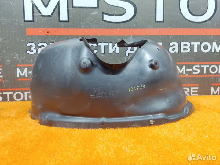 Подкрылок передний левый Volkswagen Touareg 7L BMV