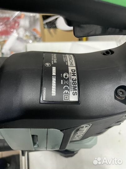 Перфоратор Hitachi DH38MS
