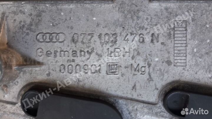 Клапанная крышка правая левая Touareg Audi A8 4.2