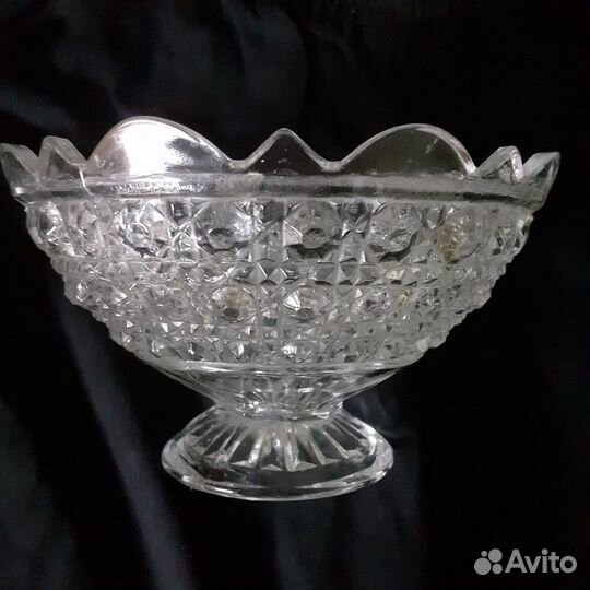 Хрустальная ваза для фруктов