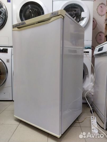 Холодильник Смоленск 100х56х56