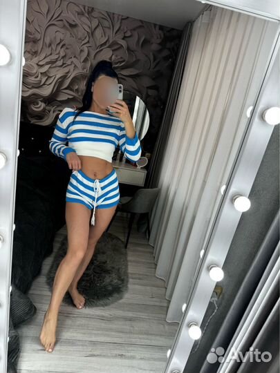 Костюм женский