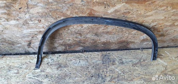 Накладка заднего крыла правого Volkswagen Tiguan