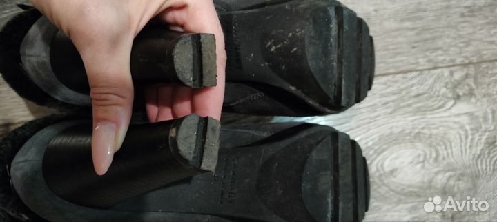 Зимние женские сапоги 38