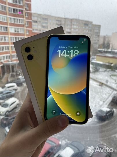 iPhone 11, 64 ГБ