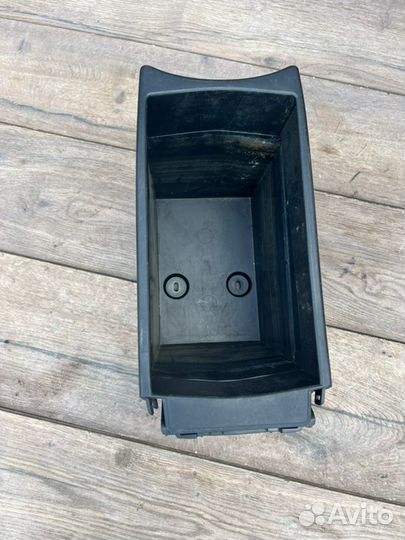 Ящик консоли Honda Civic 4D 1.8 2006