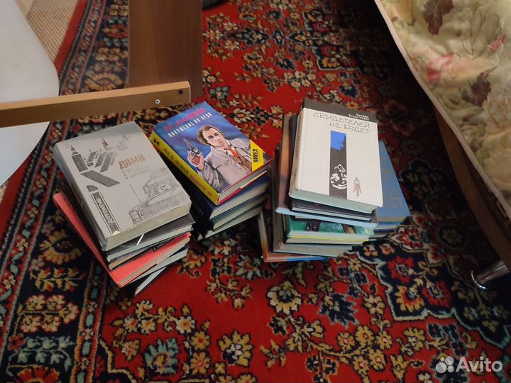 Книги отдам бесплатно