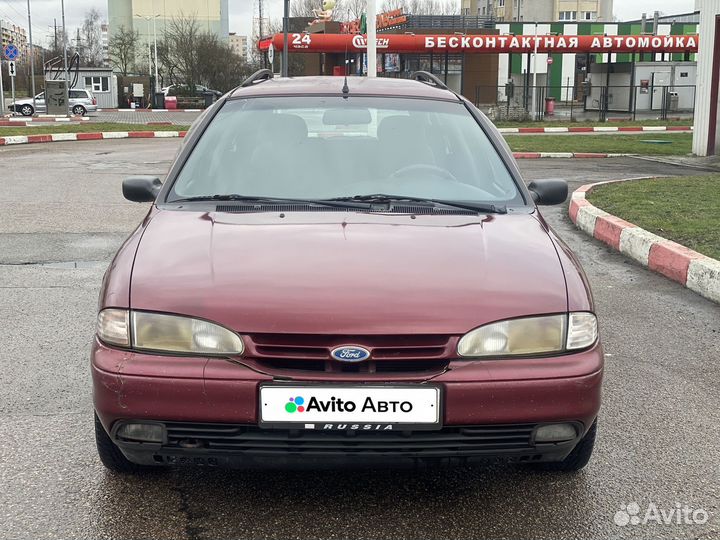 Ford Mondeo 1.8 МТ, 1995, 100 000 км