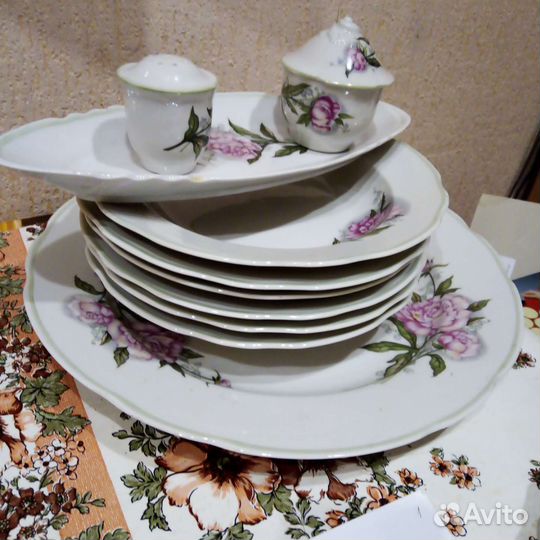 Столовый набор Дулево