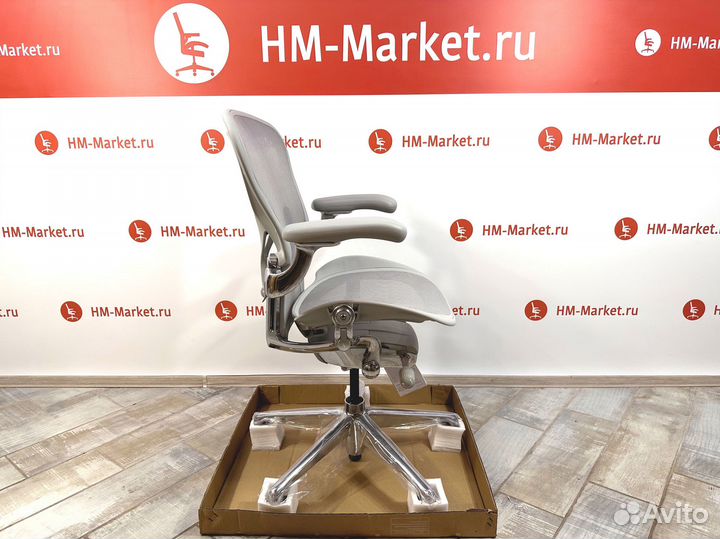 Кресло Herman Miller Aeron Mineral