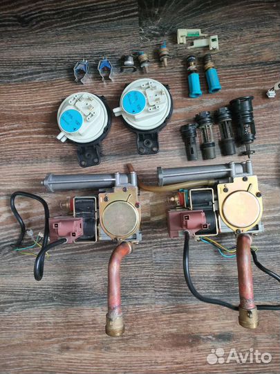 Ariston Clas 24FF на запчасти