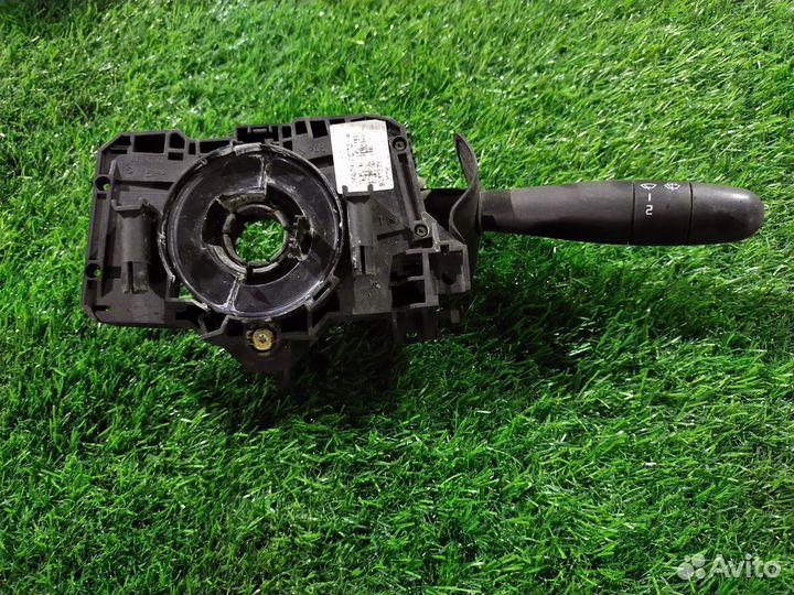 Переключатель поворотов подрулевой Renault Logan