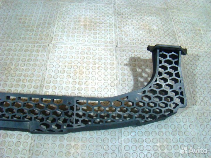 KIA Sportage 3 Усилитель переднего бампера верхний
