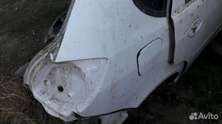 Крыло лифан бриз х.б