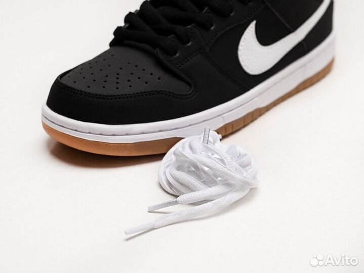 Nike Dunk Low Black White Gum