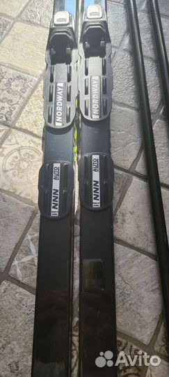 Беговые лыжи комплект