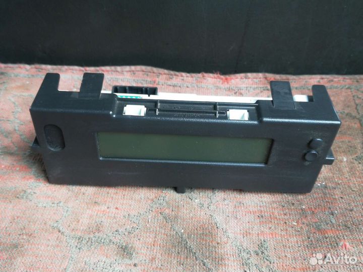 Дисплей информационный Рено Меган 2