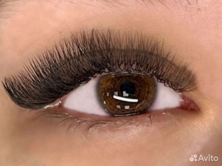 Наращивание ресниц на кресле Реклайнер