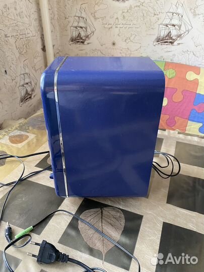 Multimedia hi-fi speaker