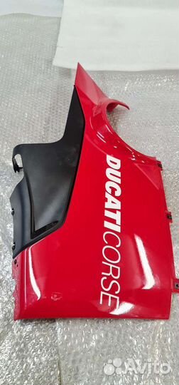 Ducati Panigale V4R / V4 / V4S 2020 Плуг Правый